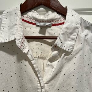 White with Blue Polka Dot Button-up Top 2X